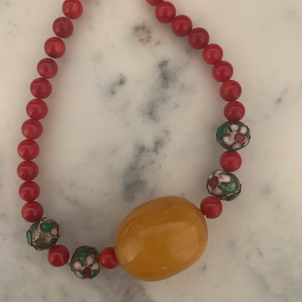 Neckless - Picture 2 of 2